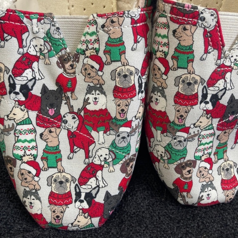 Toms Belmont Holiday Sweater Dog Christmas Party Slip On Shoes Shearling Lined